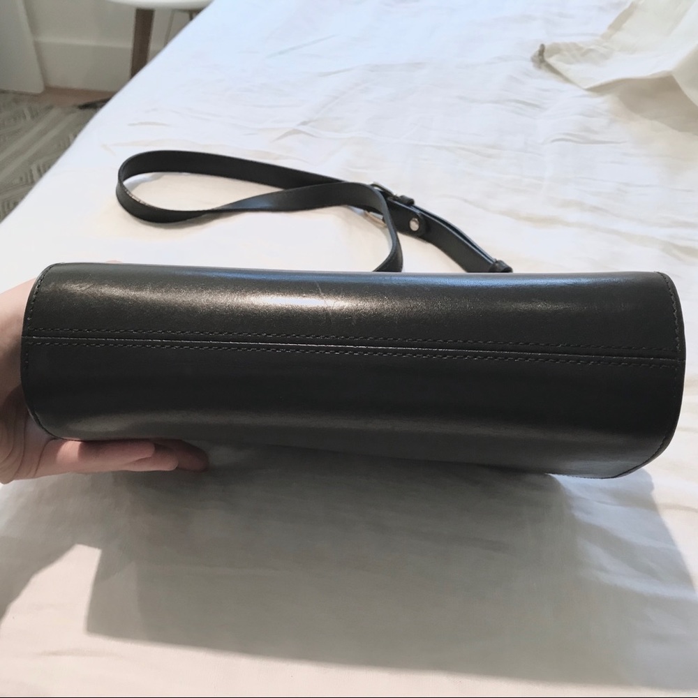 APC Demi Lune / Half Moon Bag - Picture 7 of 8